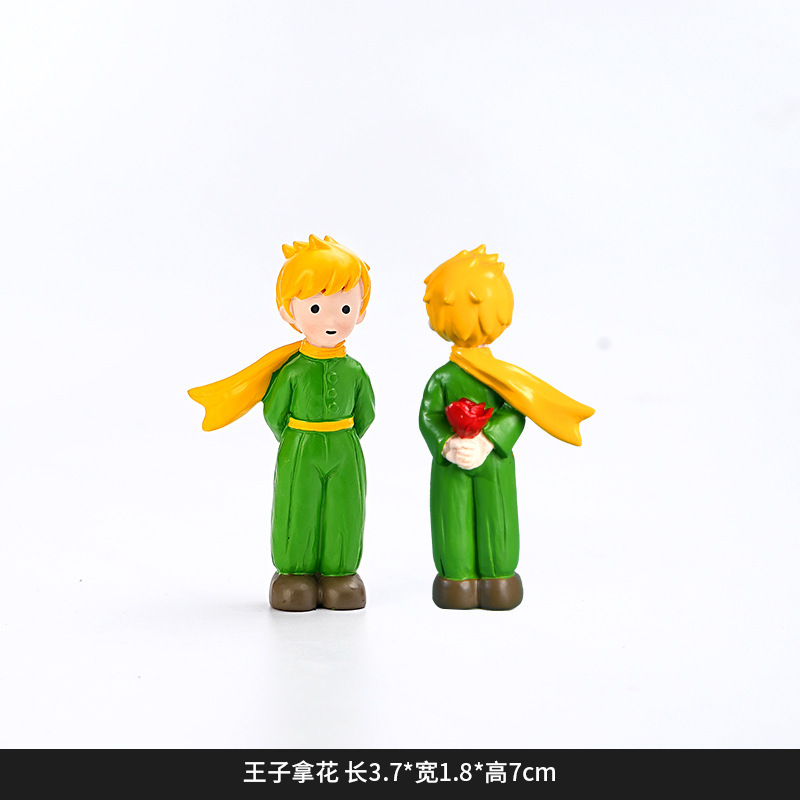 DY2260A Prince Holding Flowers Preserved Flower Prop Ornament