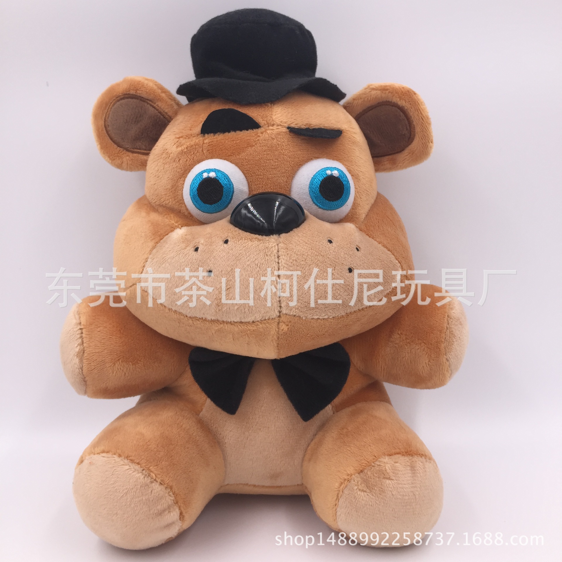Osito pardo de 18 cm.