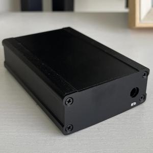 Der tragbare Konstant strom adapter ist ein Instrument, das speziell für den Einsatz mit IEPE-Sensoren entwickelt wurde - Product Image 2