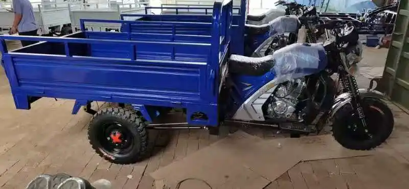 オートバイ貨物三輪車150cc 200cc三輪電動トゥクトゥク2023年中国