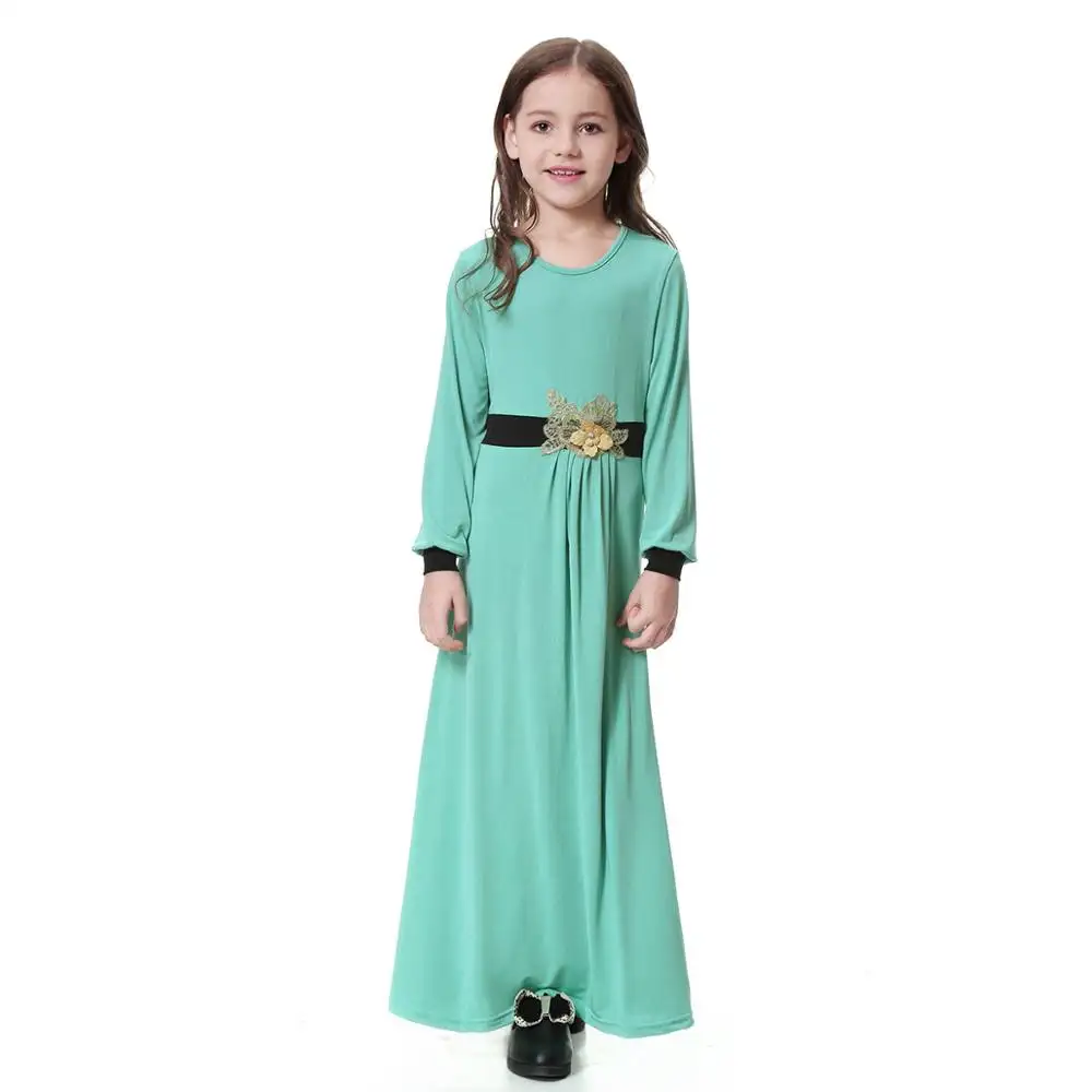 Wholesale New Fashion Kid Clothes Middle East Muslim Evening Dresses Milk Silk Abaya Dubai Muslim Dress