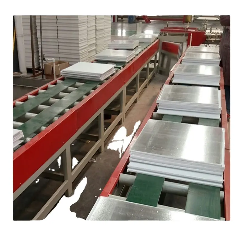 PVCフィルムコーティング石膏天井設備PVC石膏ボード複合生産ライン。