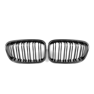 Çift kaburgalar karbon Fiber ön tampon böbrek Grille ince delikli ızgara BMW 1 serisi için F20 135i LCI 2012-2014