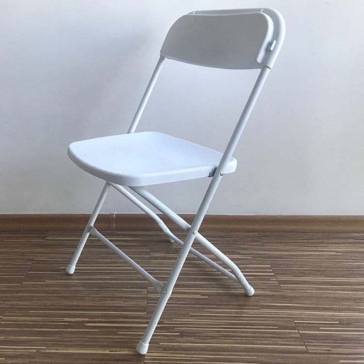Chaise pliante blanche