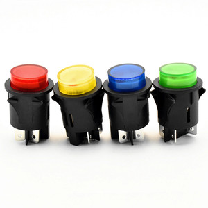 Interruttori a pulsante a 4 Pin momentanei o a chiusura con luce - Product Image 6