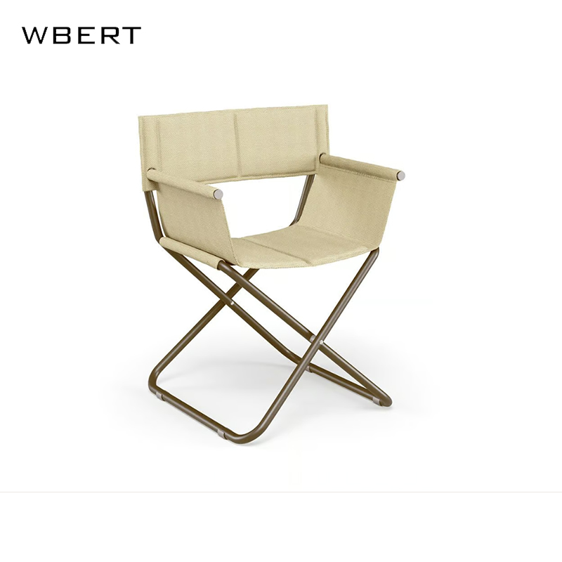 สีดำสีกากี