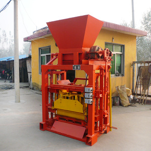 Máquina automática de bloques de enclavamiento de hormigón, máquina de fabricación de bloques de hormigón en venta - Product Image 4