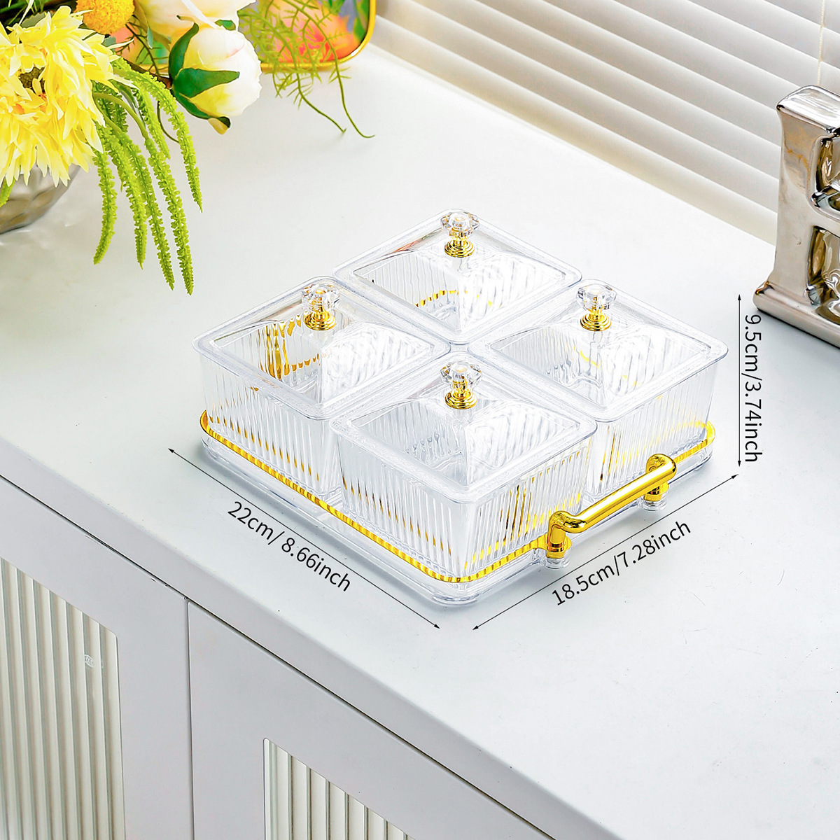 Transparent 4-compartment gold plate with no gold disc and diamonds