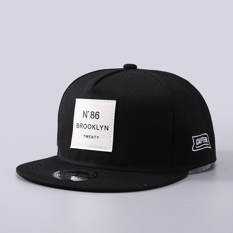 N86 Negro con etiqueta blanca