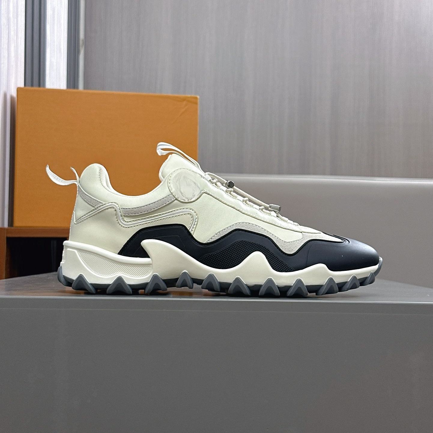Blanc avec du noir