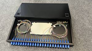 19 pulgadas FC SC lC 12 24 puertos Distribución de fibra óptica marco ODF Patch panel para equipos de telecomunicaciones - Product Image 4