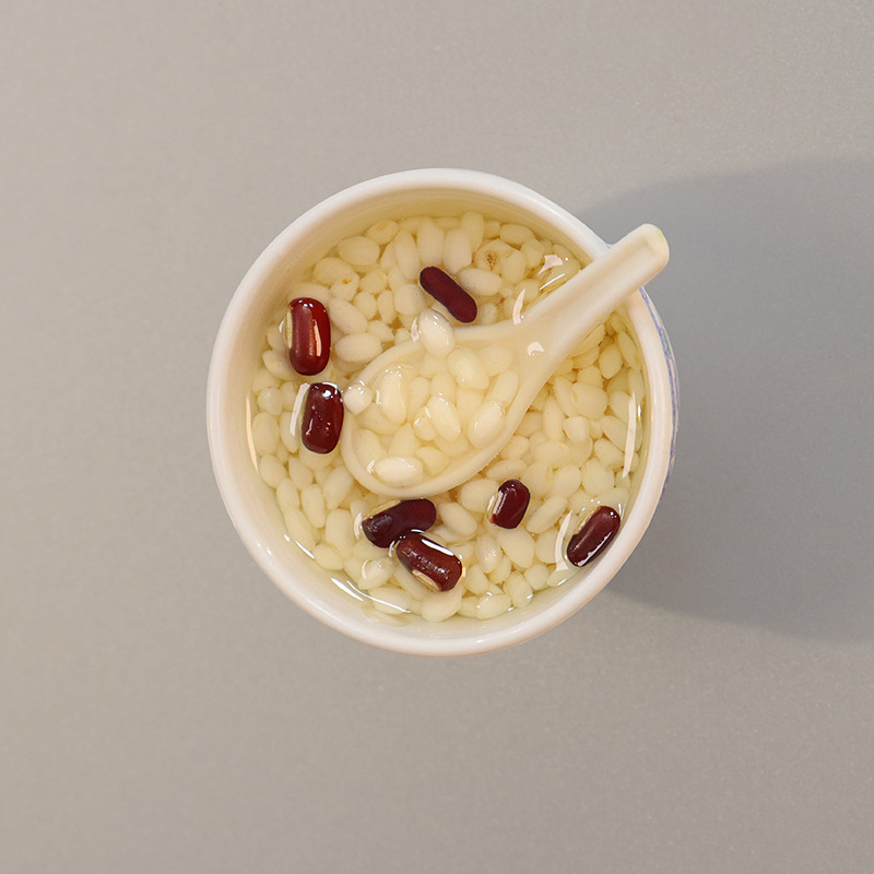 Eau sucrée de riz aux haricots rouges