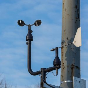 Señal ambiental Tipo de pulso Estación meteorológica Salida de voltaje 0-70 m/s RS485 Vane Tower Crane Anemómetro Sensor de velocidad del viento Medidor - Product Image 6