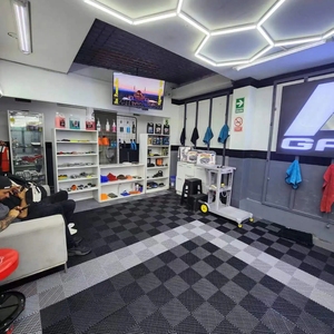 Luce da lavoro a LED da lavoro con dettagli a soffitto esagonale per la casa