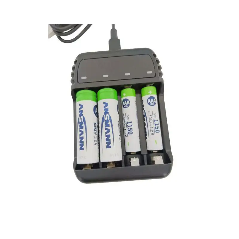 Cargador de batería de entrada Micro USB de 5V/2A para 4 ranuras AA AAA NiMH cargadores recargables baterías fuentes de alimentación
