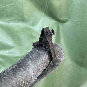 16571-24040ท่อหม้อน้ำสำหรับโตโยต้า <span class=keywords><strong>RAV4</strong></span>