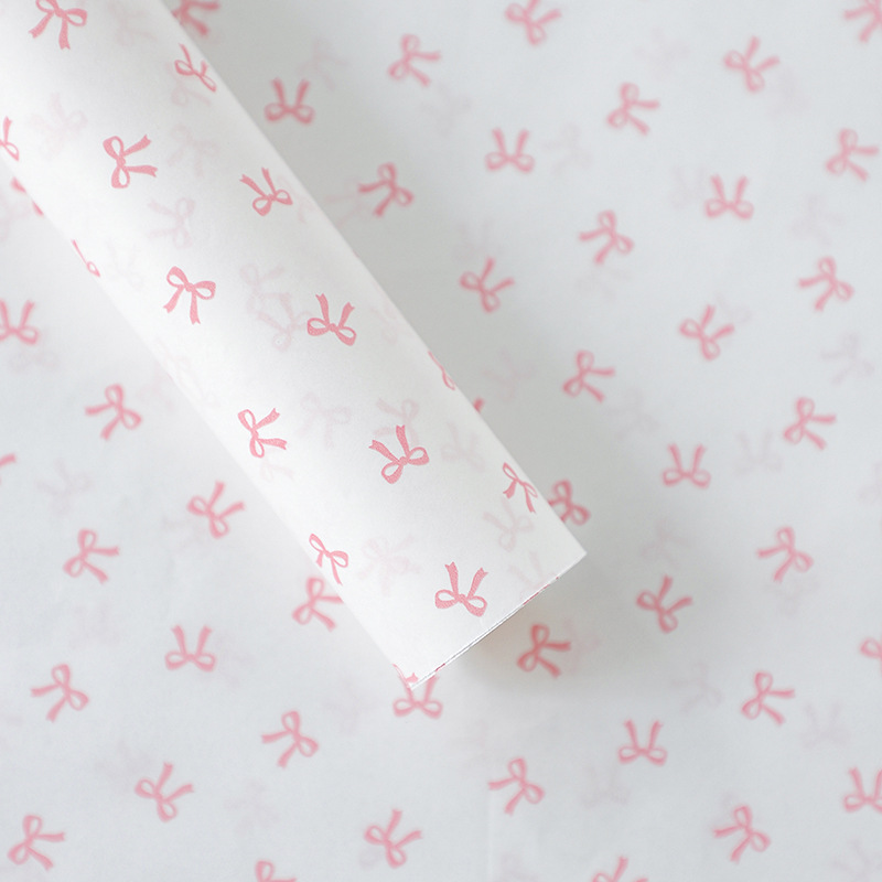 White Base Pink Flower