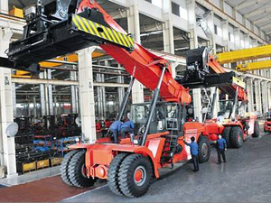 HELI Nuevo Apilador de 46 Ton Reach para Contenedores Apilador de Paletas con Motor, Mástil de Motor, para Puertos, Nuevo - Product Image 6