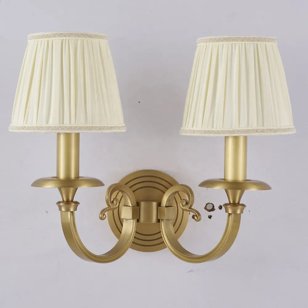 Lanterna leggera in rame antico lampada da parete moderna Art Deco montata nordica Vintage di nuovo stile