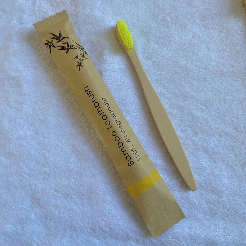 Laine aiguisée jaune citron