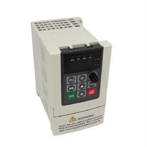 230V Ein phasen eingang Ein phasen ausgang 1,5 kW 2 PS Mini VFD Wechsel richter mit variabler Frequenz zur Steuerung der Motor drehzahl