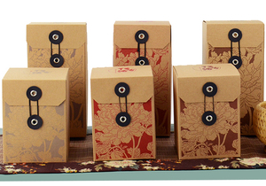 Benutzer definierte Eco Friend Folding Tee Verpackung Box Candle Set Geschenk box mit Schnur und Knopf verschluss