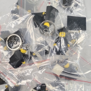カスタムPG633 PG632ミニビルディングブロックキーホルダークリエイティブプラスチック教育おもちゃ男の子用子供女の子モデルおもちゃスタイル