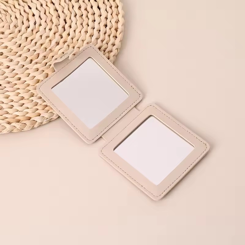 Square khaki