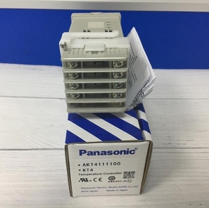 Nuevo controlador de temperatura AKT4111200 KT4 para modelos de control industrial de programación PLC