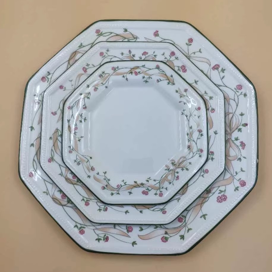 white 10in plate