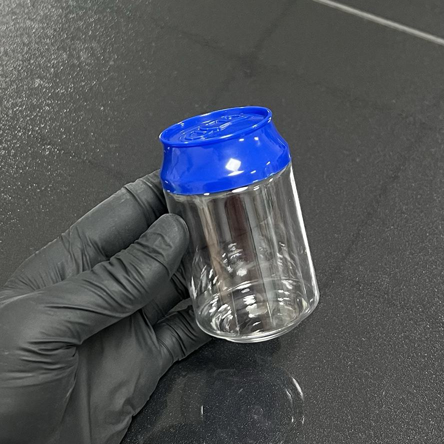 Botella transparente con tapa azul