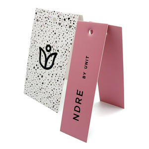 Etiqueta colgante de papel ecológico de tamaño pequeño con logotipo de nombre personalizado etiquetas dobles etiqueta oscilante con etiqueta colgante en relieve para paquete de prendas - Product Image 4