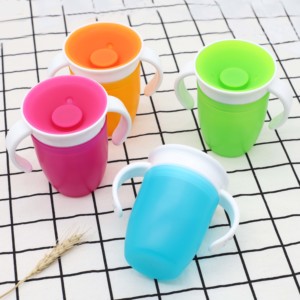 High Quality Magic <strong>Cup</strong> for Baby Learning to Drink LeakProof Silicone Water Bottle for 0-12 Months