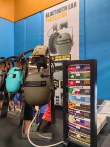 <strong>Electronic</strong> Shooting Earmuffs With Volume Control Knob Allows Easy Adjustment Audio <strong>Input</strong> Jack to Connect External Audio <strong>Devices</strong>