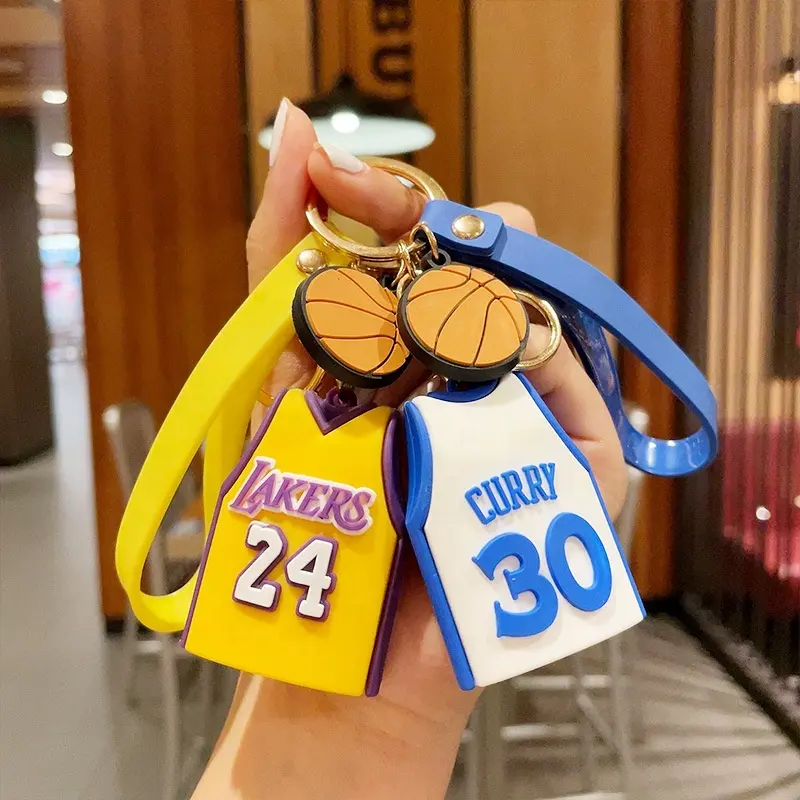 Cute Cartoon Animation Comic Keychain Lembrança Presentes Moda PVC Cartoon Número 30 Basketball Jersey Pendant Keychain