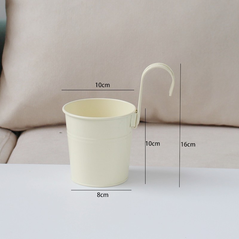 beige (with holes at the bottom)