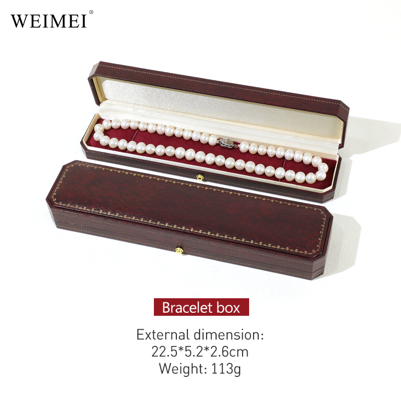 red bracelet box