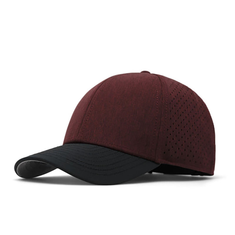 สีแดงเข้ม