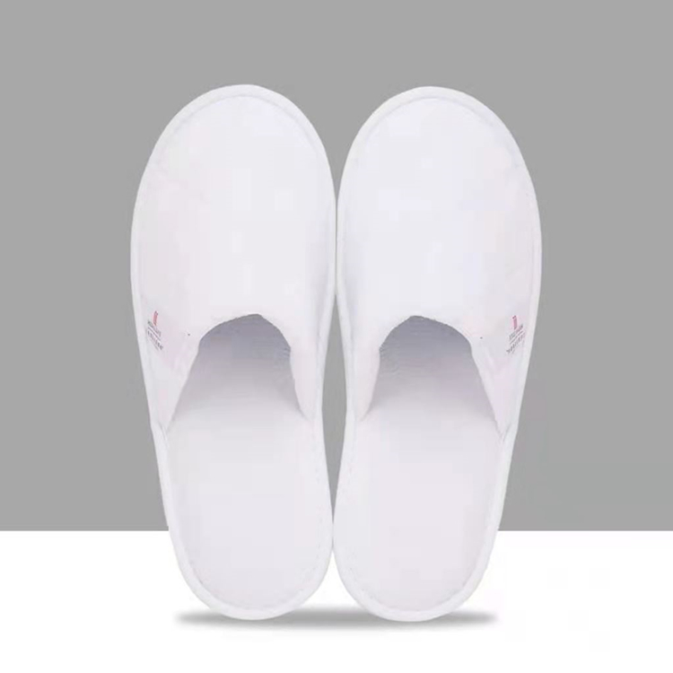 100% Polyester Coral FleeceClosed Toe Coral Fleece Slippers comfortable closed toe terry slipper for hotel