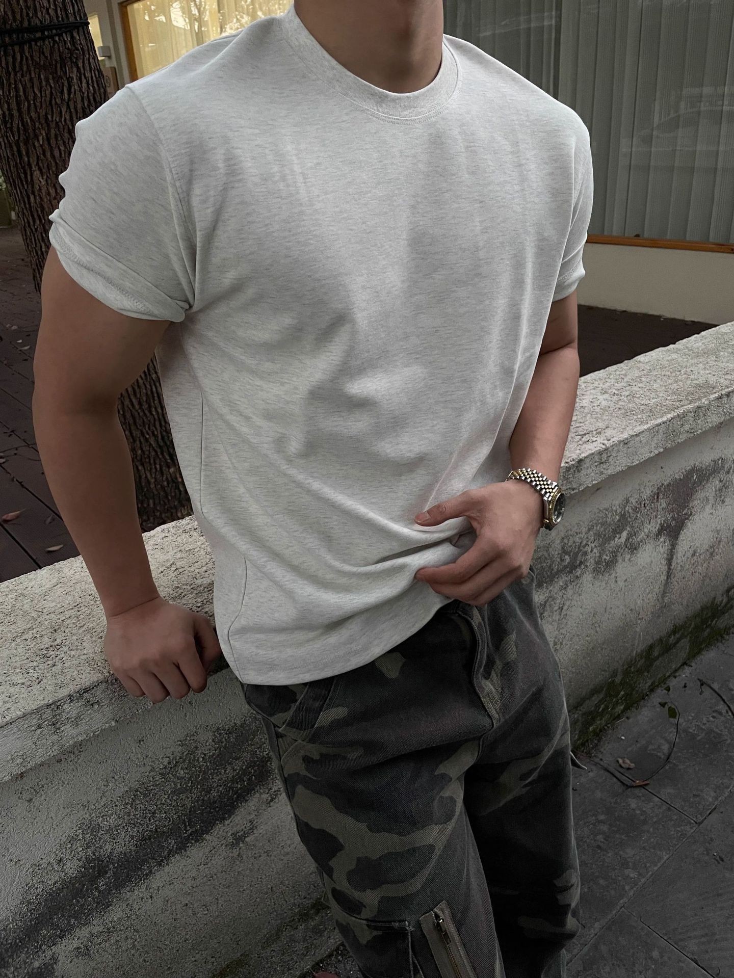 White flower gray regular low collar
