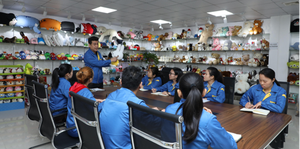 Dễ thương và xấu xí cá Keychain tùy chỉnh bán buôn nhỏ quái vật đồ chơi sang trọng Ba lô búp bê quà tặng sinh nhật - Product Image 5