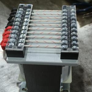 Transformador de aislamiento en línea UPS de 3KVA con entrada monofásica de 220V y salida de 110V 415L415V - Product Image 5