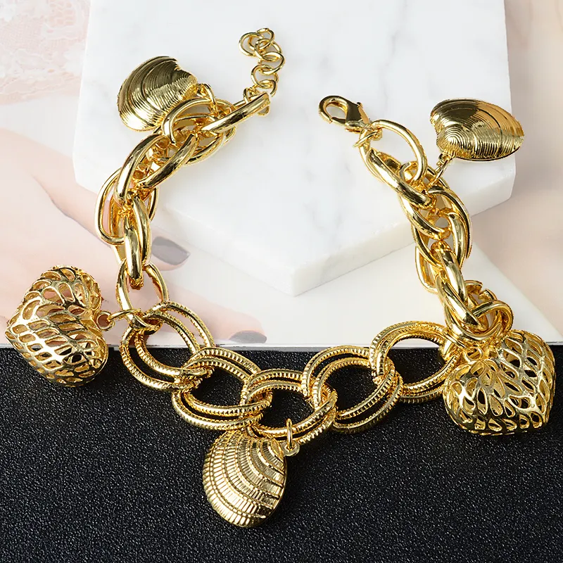 Nuovi gioielli di moda 18k placcato in oro a mano catene a maglia a sfera braccialetto di fascino per le donne