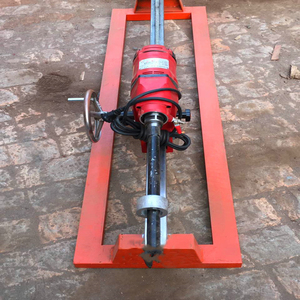 Yeni boru kriko makinesi toprak tabakasında büyük bir delik deliği olan 20 metrelik yatay delme makinesini benimser - Product Image 5