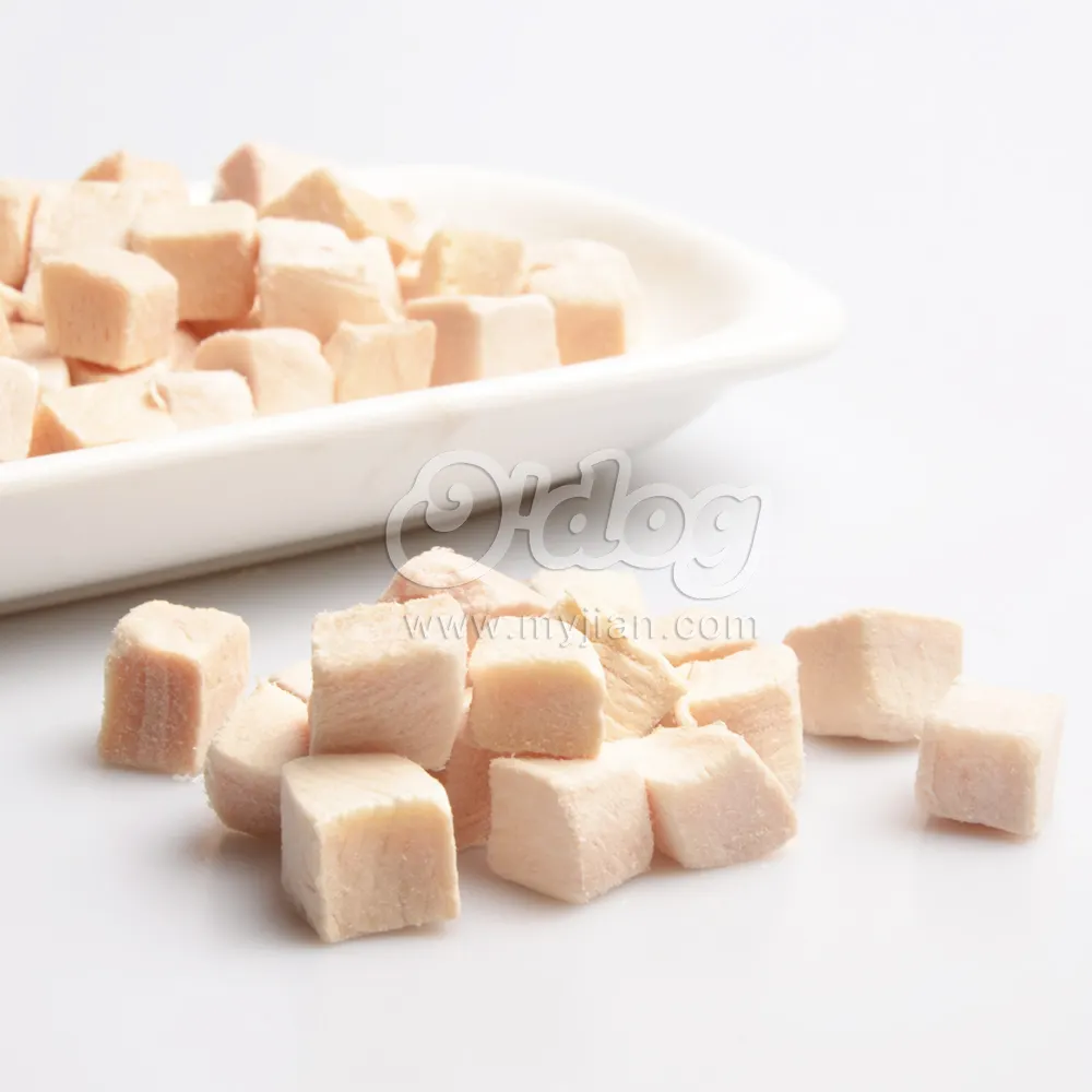 Nhà Máy Bán Buôn Tự Nhiên Chó Điều Trị Freeze Khô Gà Cubes Dog Treats Dog Gà Treats