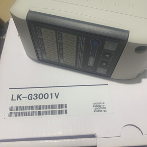 ตัวควบคุม LK-G3001 Keyence LK-G3001V ควบคุมเลเซอร์ดิสเพลสเซอร์ใหม่ของแท้