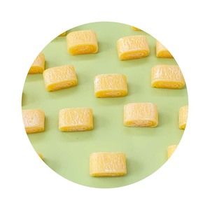 100件<span class=keywords><strong>3D</strong></span>娃娃屋游戏食品迷你玩具甜寿司米卷摆件雕像厨房餐具节日派对装饰