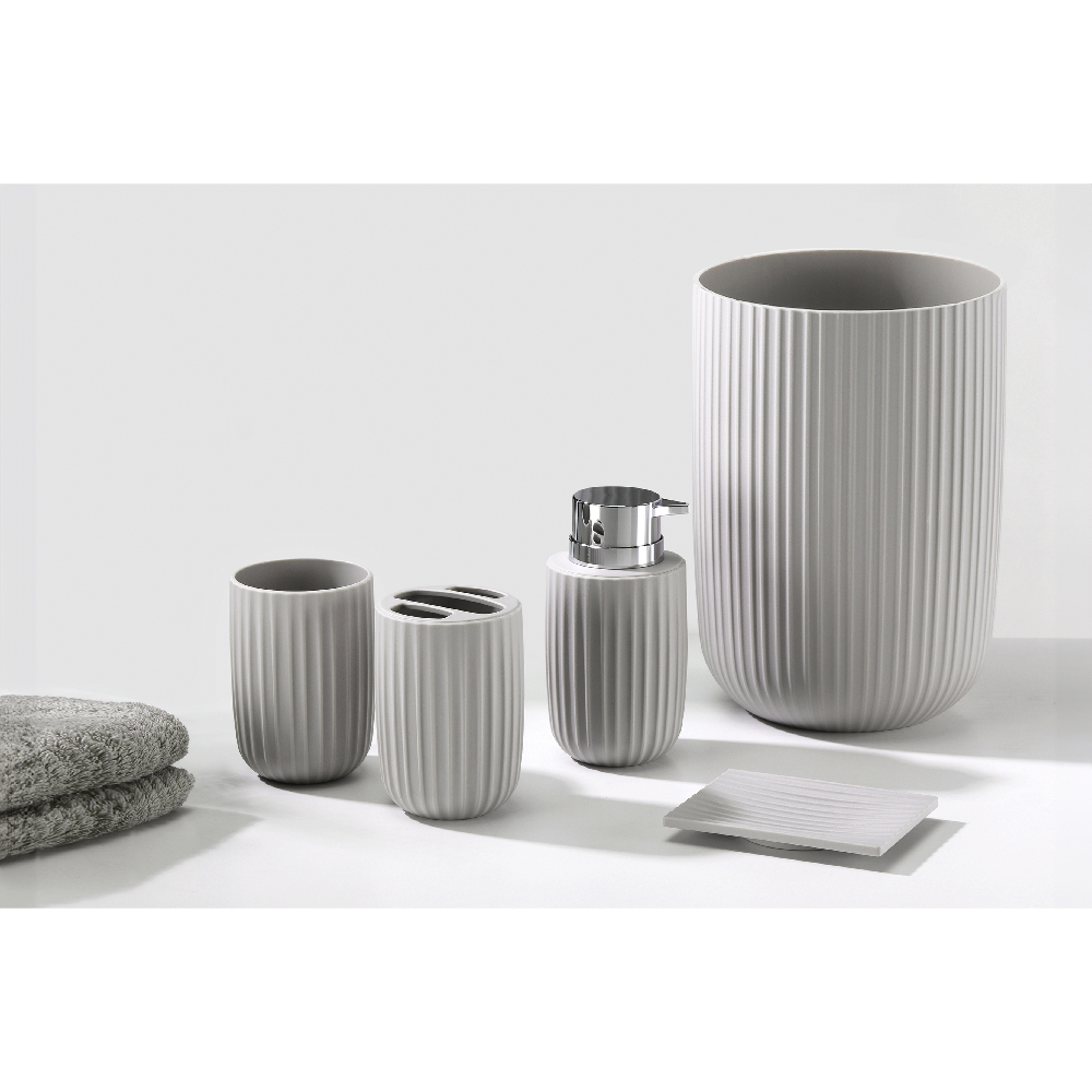 Gris