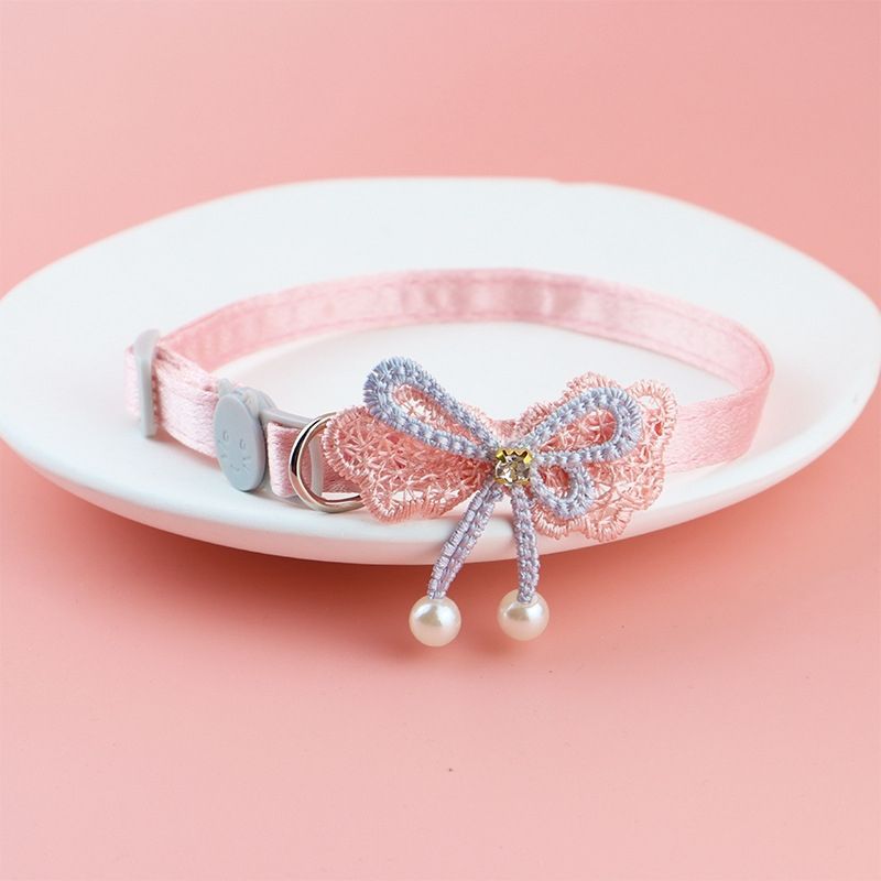 Petit papillon rose