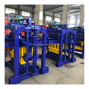 Handbediende blokkenmachine QT4-40, <span class=keywords><strong>machine</strong></span> voor het maken van vergrendelende holle blokken, bouwmachines, constructietechniek - Product Image 3